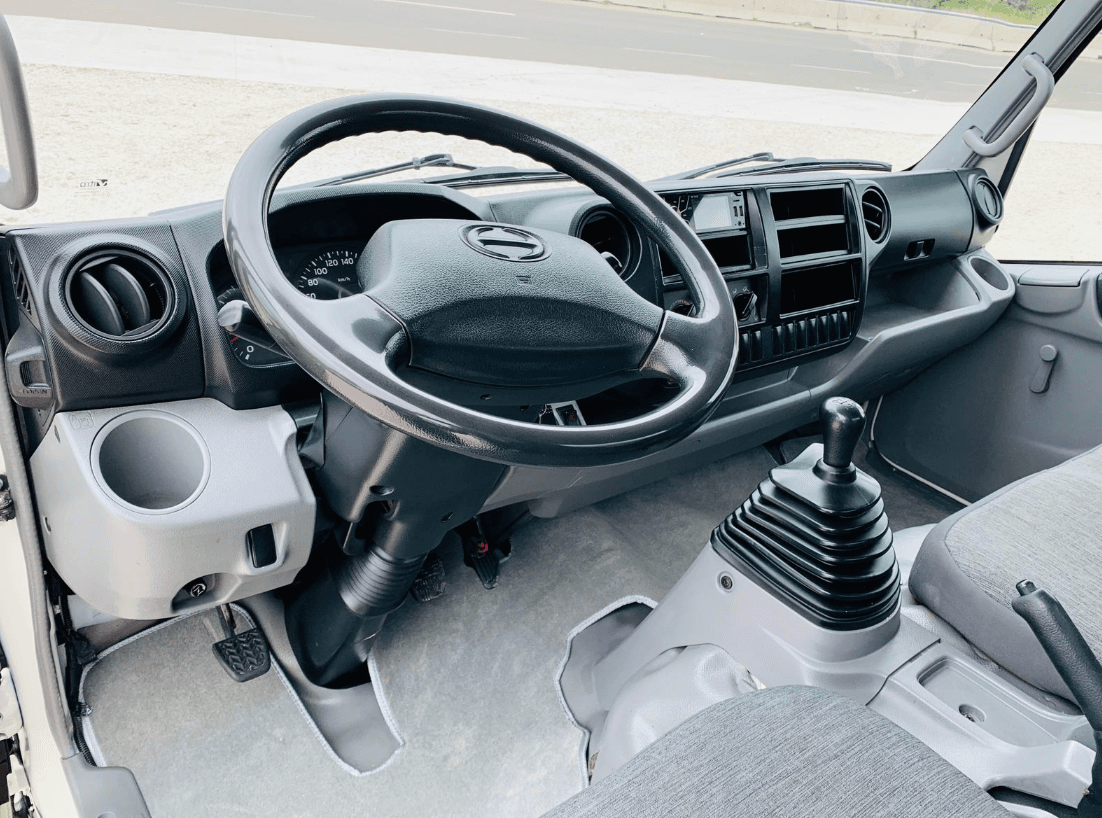 Toyota SERIE 300 816 foto 5